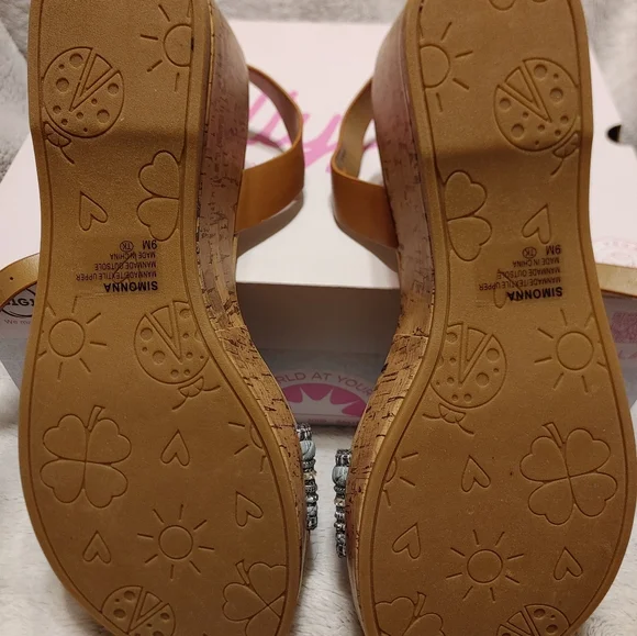 Jellypop Tan and Silver Sandals with Metallic Straps - Picture 4 of 5